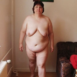 Pic #1 Naked - Nude Girls, Bbw, Big Tits, Brunette, Amateur