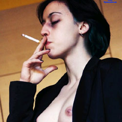 Pic #1 Bet Is Likes For Boobs - Amateur