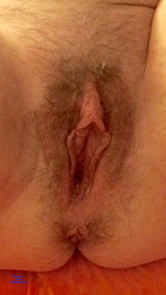 Pic #1 Wife Wet Pussie - Wife/wives, Bush Or Hairy, Pussy, Amateur