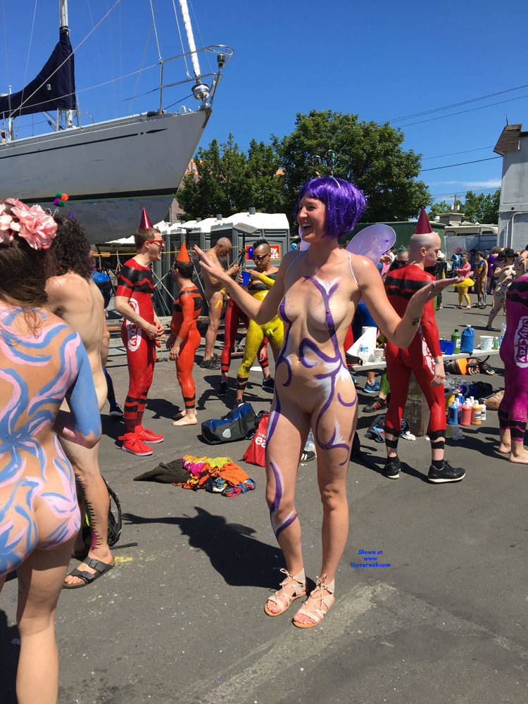 Pic #1Fremont Solstice Parade - Nude Girls, Outdoors, Public Place