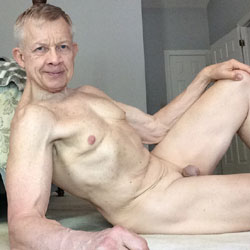 Pic #1M* How Come I Can Never Meet Babes Like These?