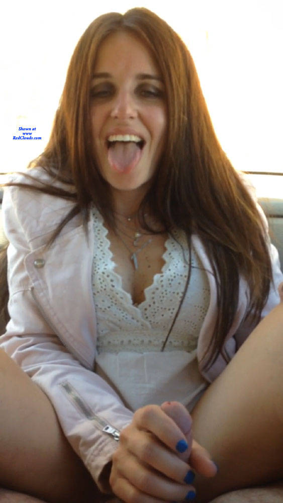 Pic #1 I Love Dicks - Hand Job, Amateur
