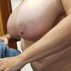 Very large tits of my wife - Lovestobenaked