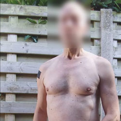 Pic #1M* My Jerking Public Outdoor