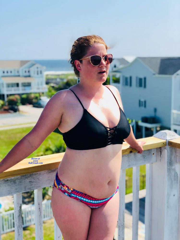 Pic #1 Out 2! - Wife/wives, Shaved, Amateur