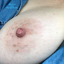 Pic #1 Cougar In Car - Big Tits, Mature, Amateur, Natural Tits
