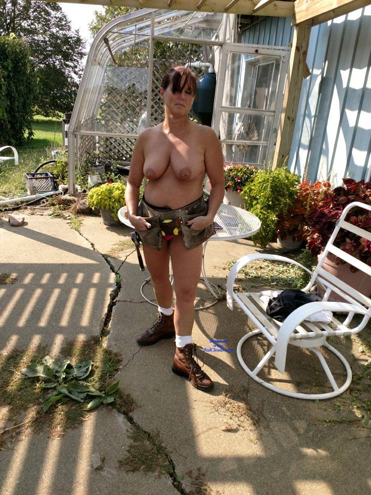 Pic #1Construction Helper 2 - Big Tits, Blowjob, Mature, Outdoors, Redhead, Amateur