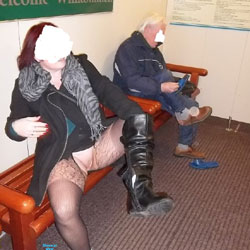 Pic #1Public Swimming Pool - Pantieless Girls, Public Exhibitionist, Flashing, Public Place, Shaved, Amateur