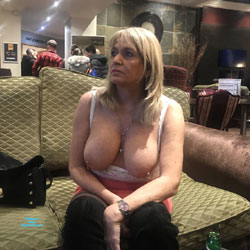 Pic #1Croydon Hotel - Big Tits, Blonde, Public Exhibitionist, Flashing, Public Place, Amateur, See Through