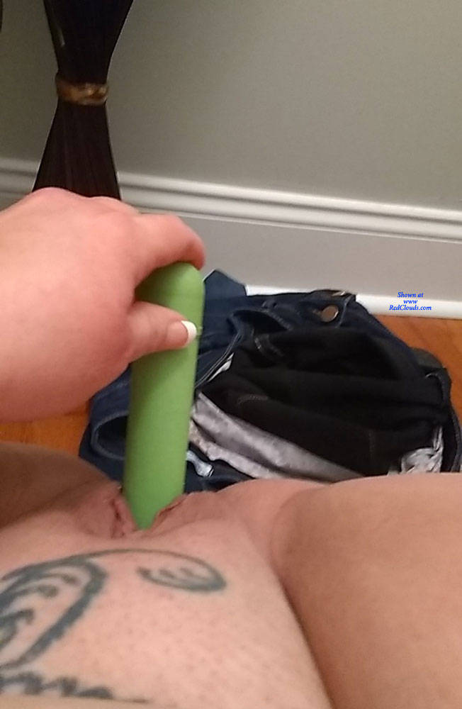 Pic #1By Myself - Toys, Shaved, Amateur, Tattoos