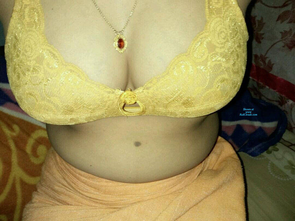 Pic #1 Anupriya - Amateur