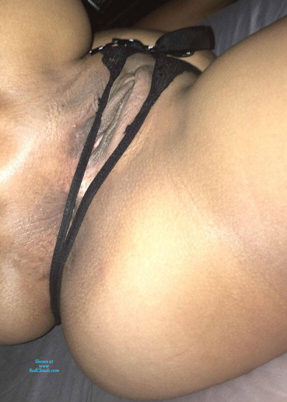 Pic #1Pussy And Ass - Shaved, Amateur