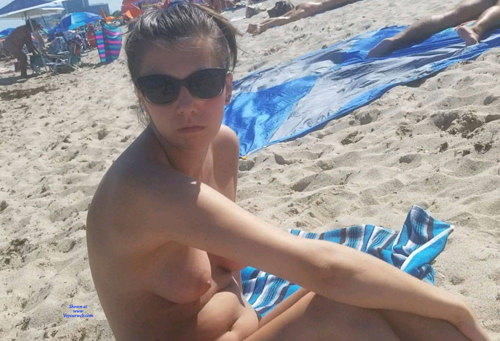 Pic #1Argentinian At Haulover Beach - Topless Girls, Beach, Brunette, Outdoors, Beach Voyeur