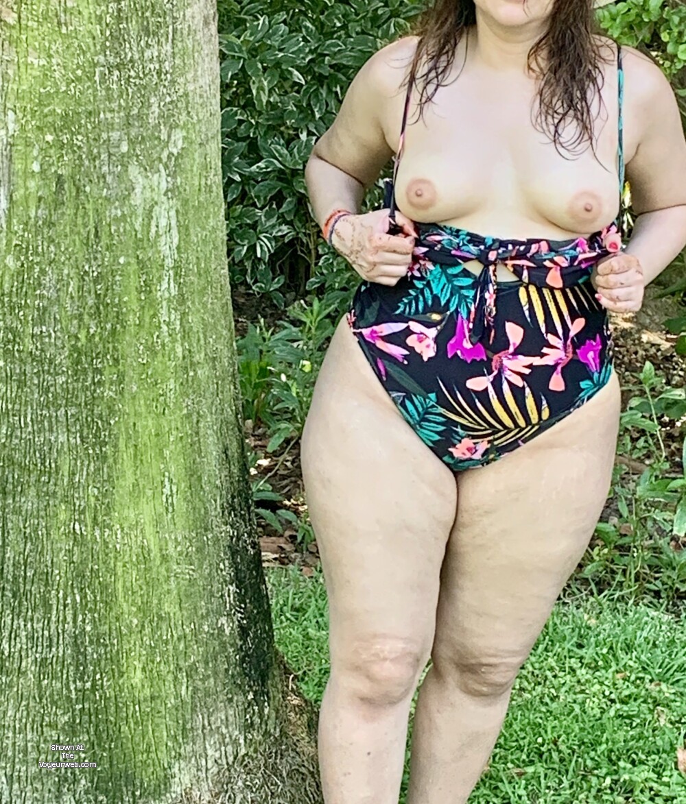 Pic #1 My medium tits - Miss fine booty
