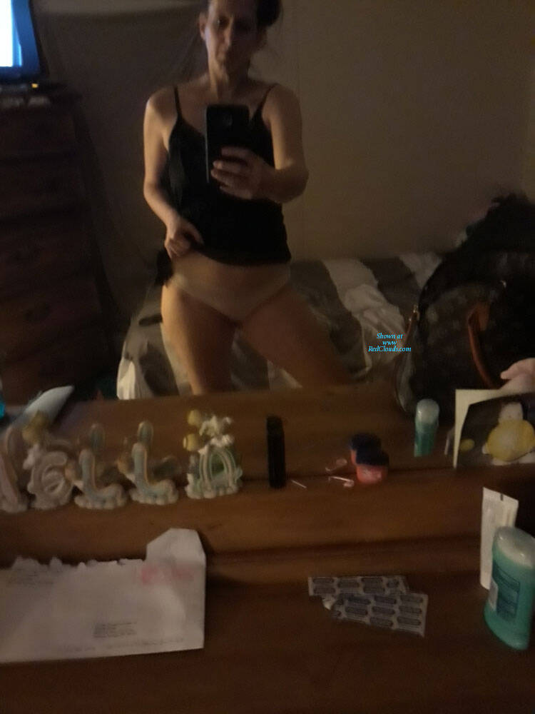 Pic #1My Hot Serbian Italian Wife - Wife/wives, Shaved, Close-ups, Pussy, Amateur