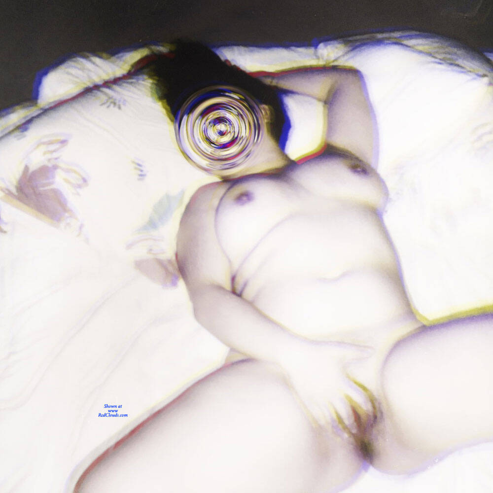 Pic #1 Phone A Friend - Pussy Licking, Amateur