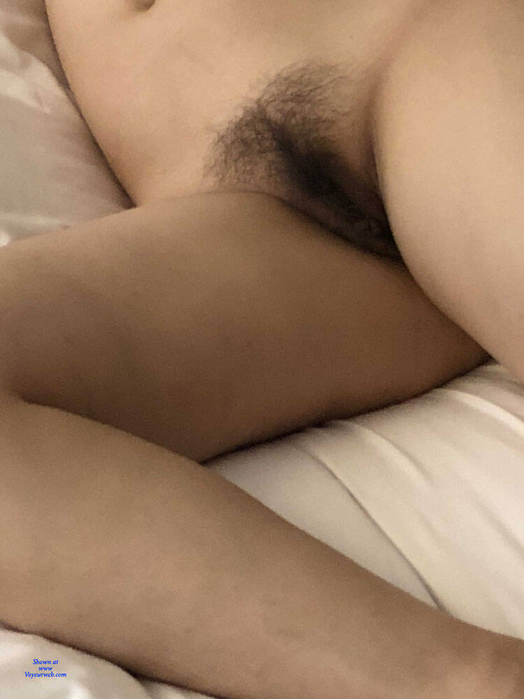 Pic #1Sunny On Display - Bush Or Hairy, Amateur