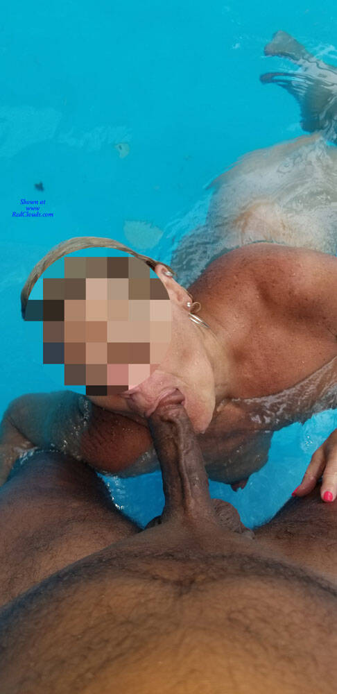 Pic #1 Pool BJ - Blowjob, Amateur