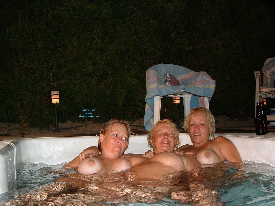 Pic #1Neked Pool Party - Big Tits, Blonde, Wet