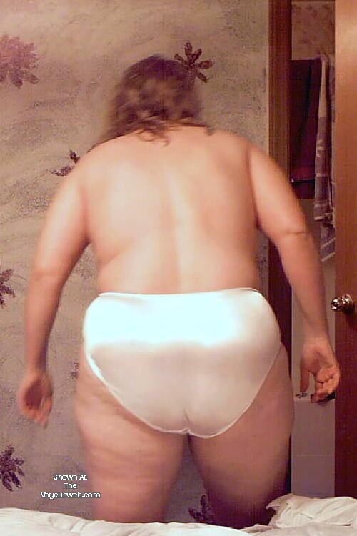 Pic #1 My wife's ass - FlashFri101 