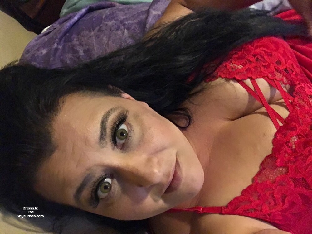 Pic #1 Large tits of a neighbor - Marcy
