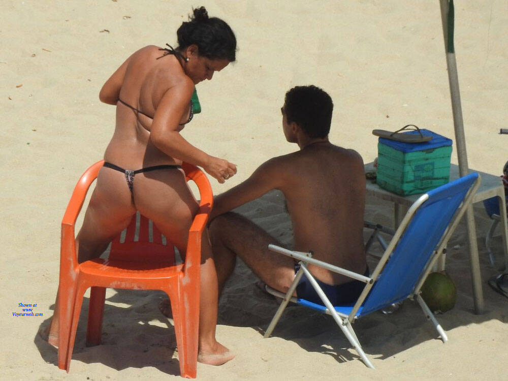 Pic #1Wonderful Woman - Beach, Brunette, Outdoors, Bikini Voyeur