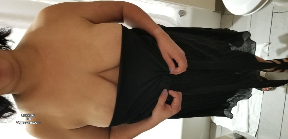 Pic #1 My large tits - LatinNikki