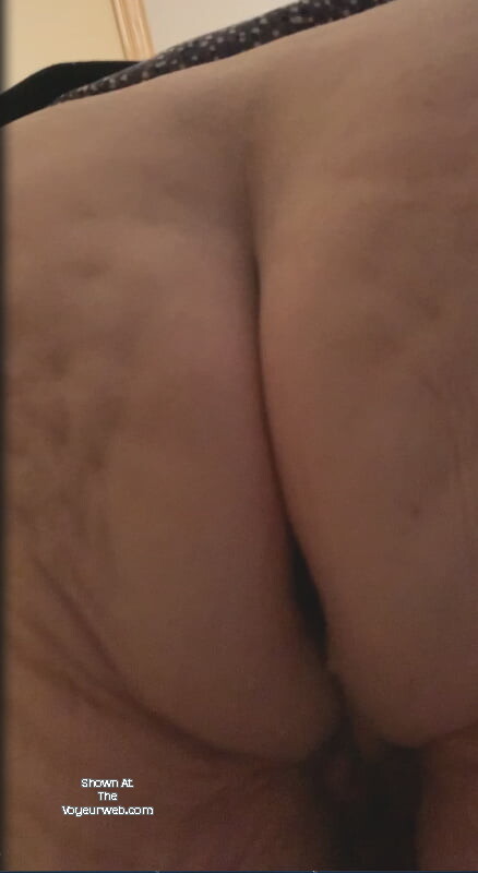 Pic #1 My girlfriend's ass - Leeann