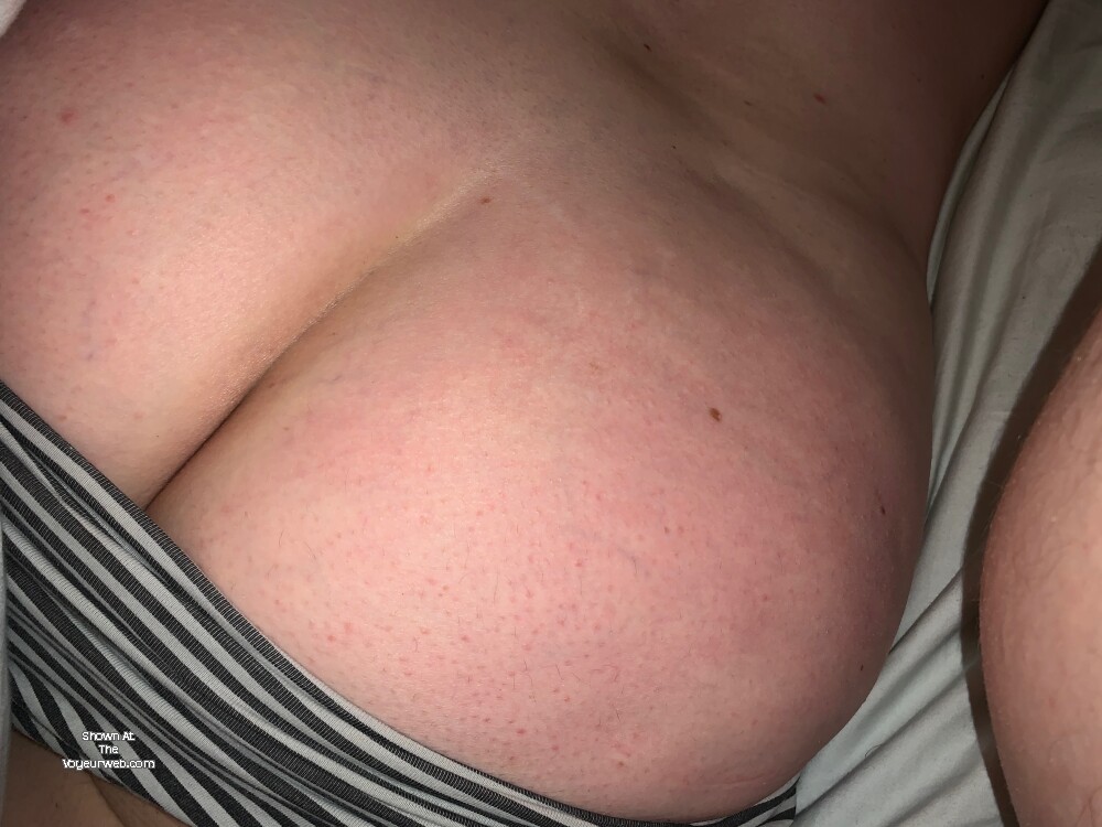 Pic #1 My wife's ass - Wifey