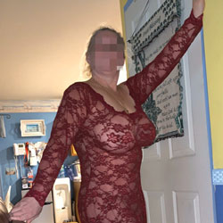 Pic #1 From Tonight - Brunette, Mature, See Through, Amateur