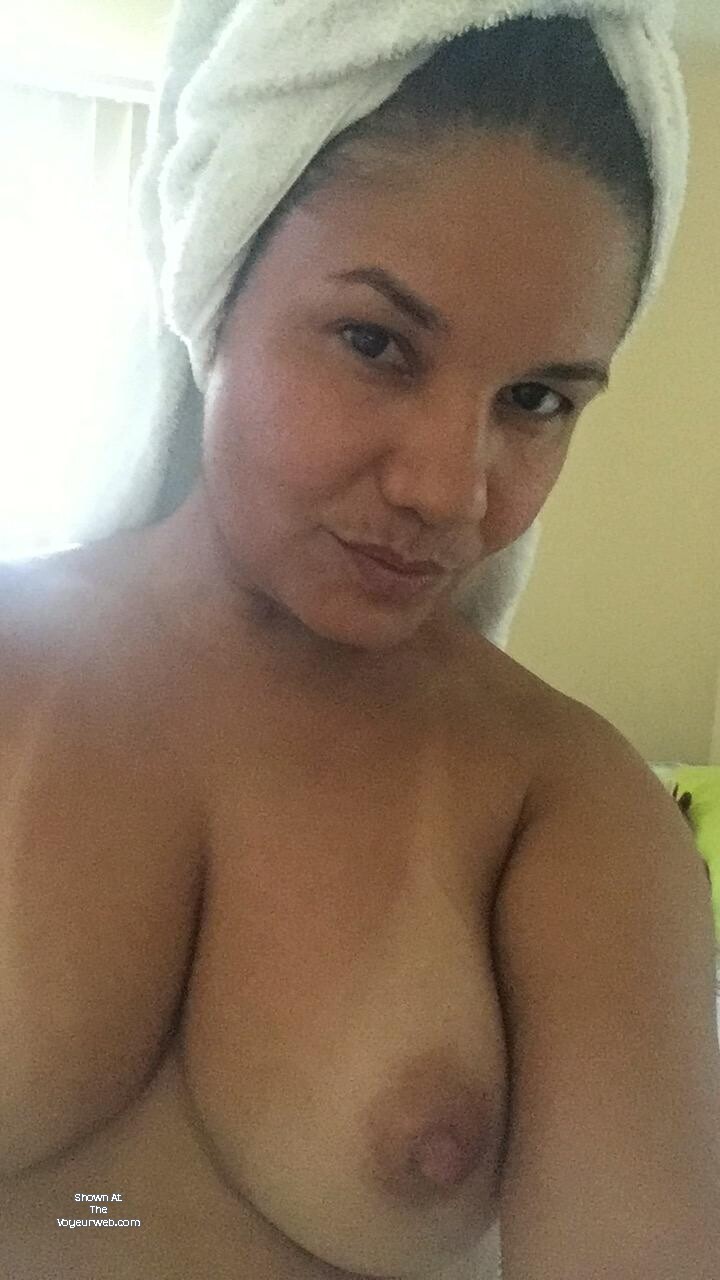 Pic #1 Medium tits of my wife - Anapaula