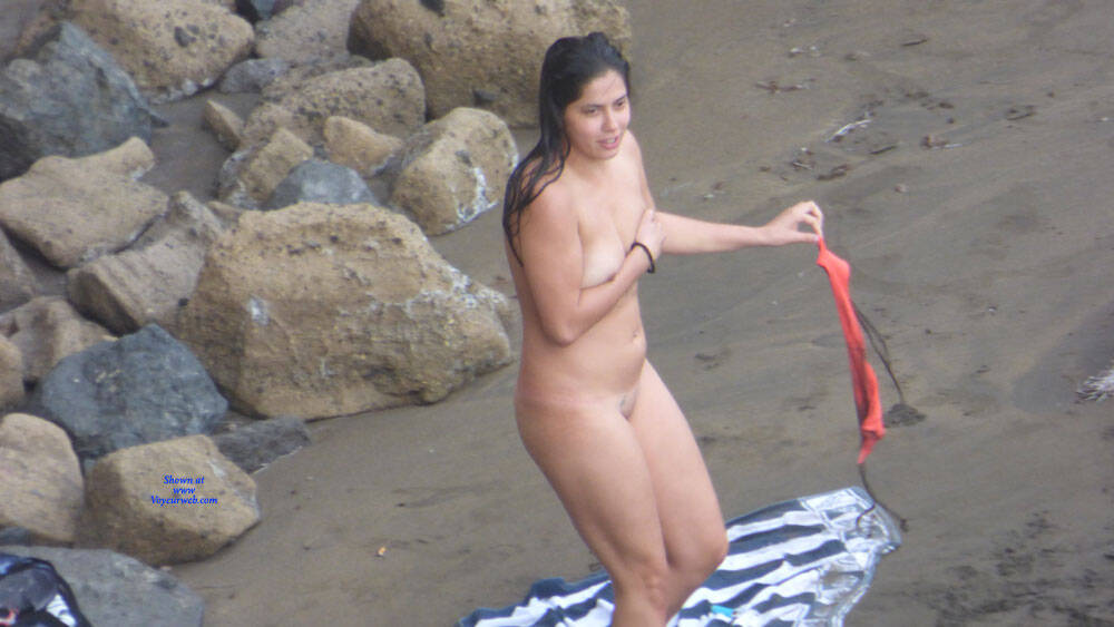 Pic #1More Vacation fun - Nude Girls, Beach, Brunette, Outdoors, Beach Voyeur