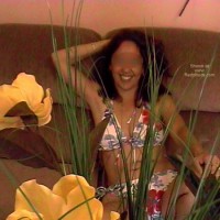 Pic #1*ST &quot;Playful Italian&quot; in Her First Toy Test!!