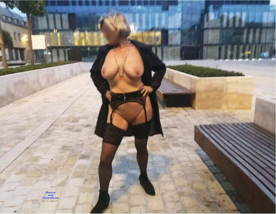 Pic #1Home Sweet Home - Pantieless Girls, Big Tits, Blonde, Public Exhibitionist, Flashing, Outdoors, Public Place, Shaved, Lingerie, Stockings Pics