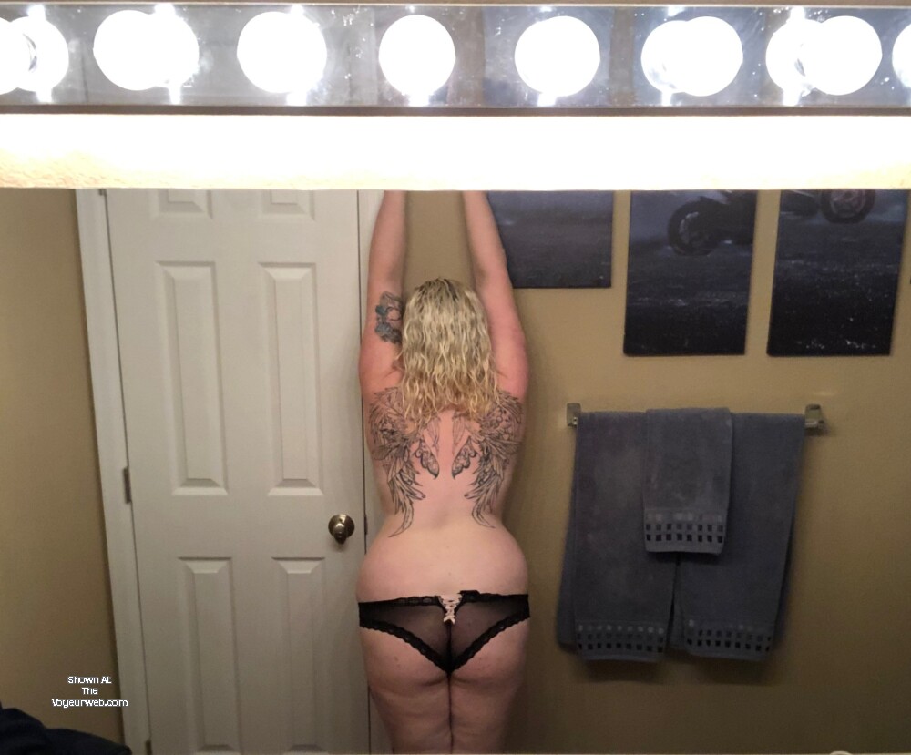 Pic #1 My wife's ass - Sexy young wife