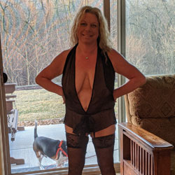 Pic #1 Daddy's Horny Little Girl Turned 5O - Big Tits, Blonde, Lingerie, Mature, Amateur