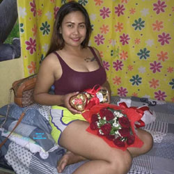 Pic #1 Filipina 29 yo - Asian, Big Tits, Brunette, Amateur