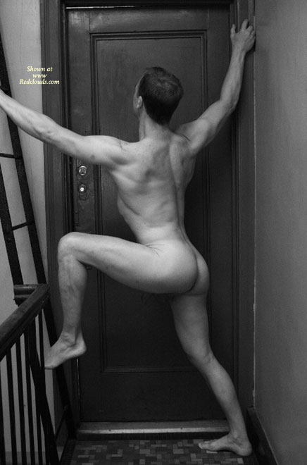 Pic #1Union Man : More Boring Hallwau B&amp;W's