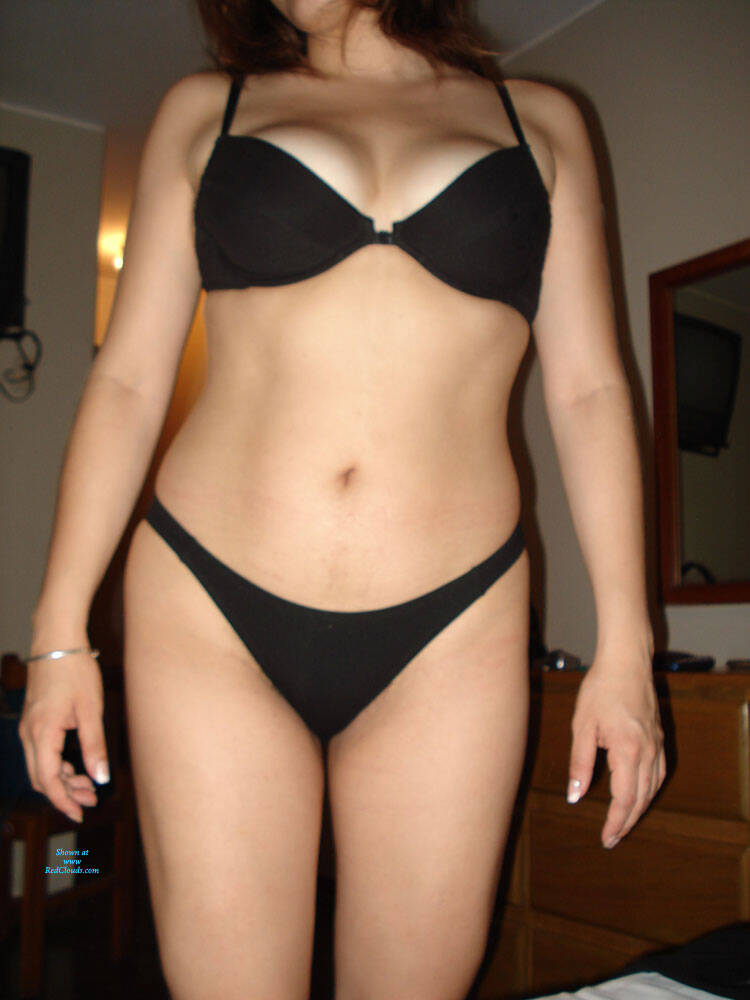 Pic #1Best Friend - Nude Friends, Big Tits, Bush Or Hairy, Amateur