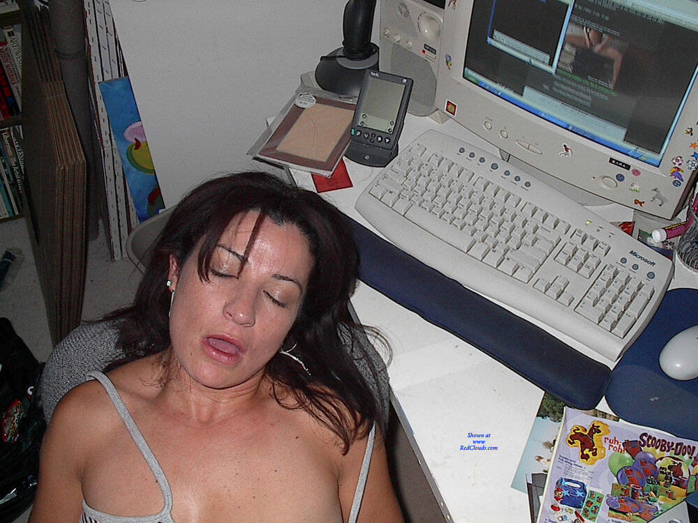 Pic #1Serrina's Face - Brunette, Mature, Amateur