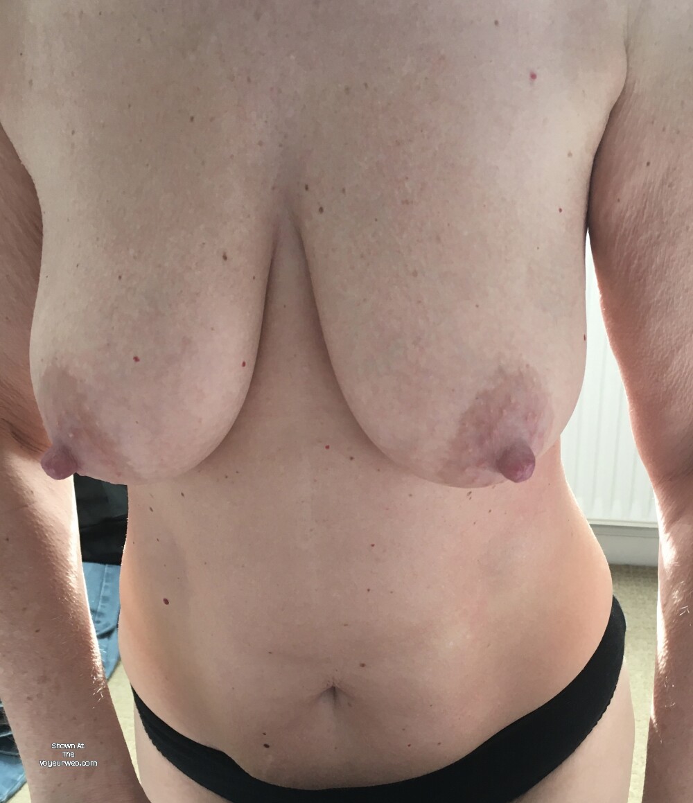 Pic #1 Medium tits of my wife - Joanna 