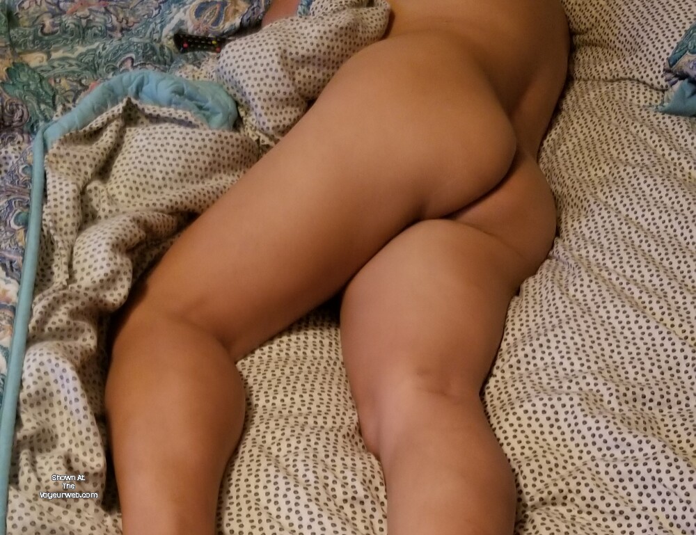 Pic #1 My wife's ass - LatinNikki 