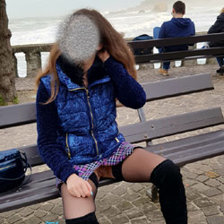 Pic #1Sans Culotte  - Pantieless Girls, Public Exhibitionist, Flashing, Outdoors, Public Place, Amateur