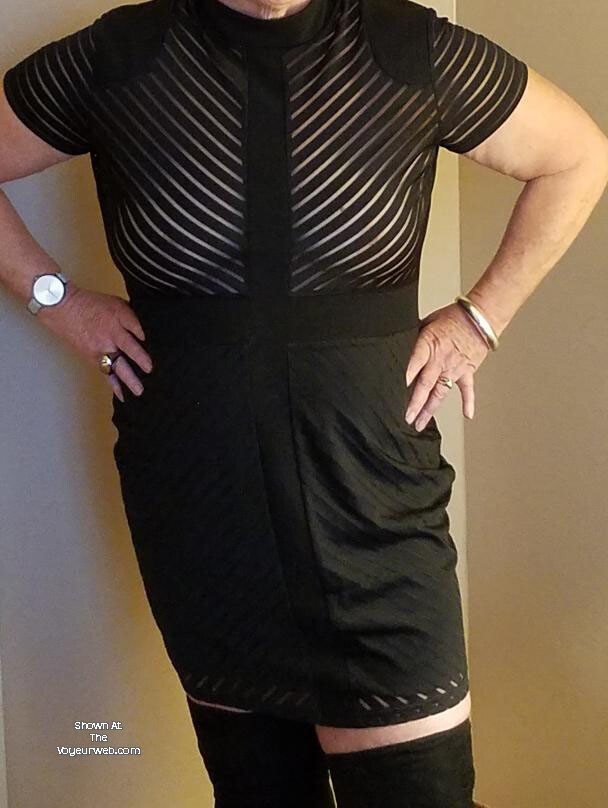 Pic #1 Medium tits of my wife - Linda