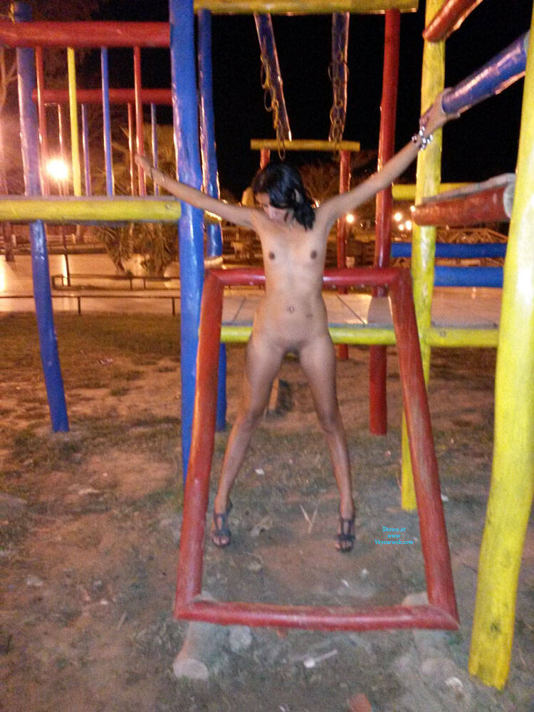 Pic #1Plaza Del Ganadero II - Nude Girls, Brunette, Public Exhibitionist, High Heels Amateurs, Outdoors, Shaved, Amateur