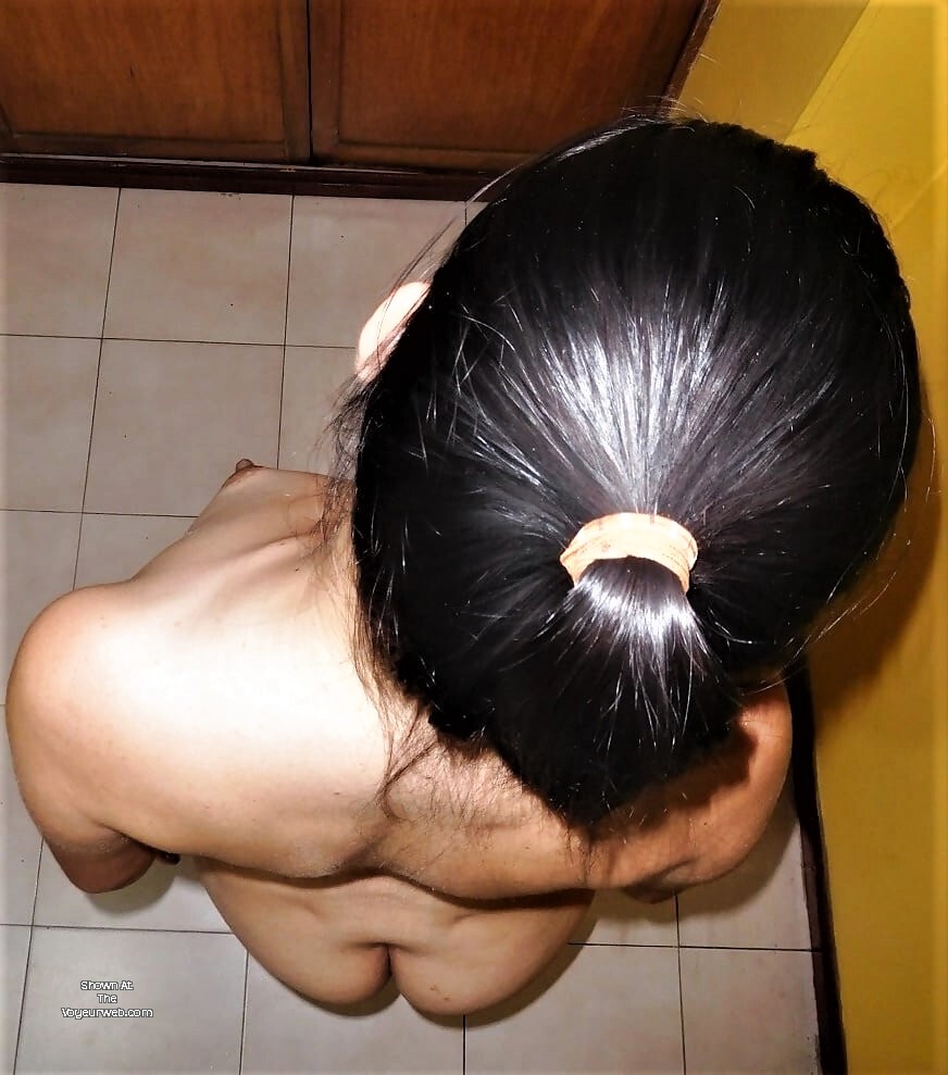 Pic #1 My wife's ass - Elize