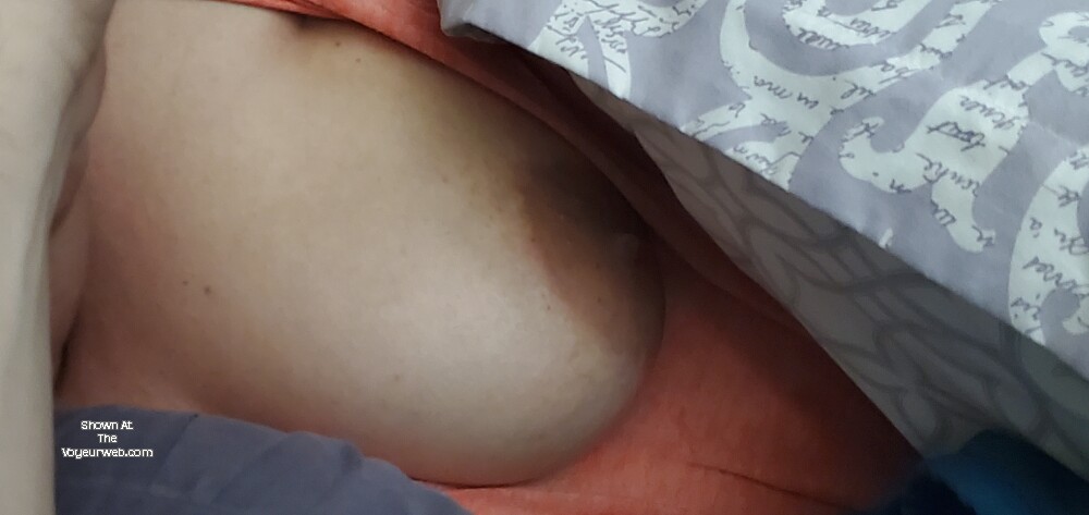 Pic #1 Large tits of my wife - Sunny