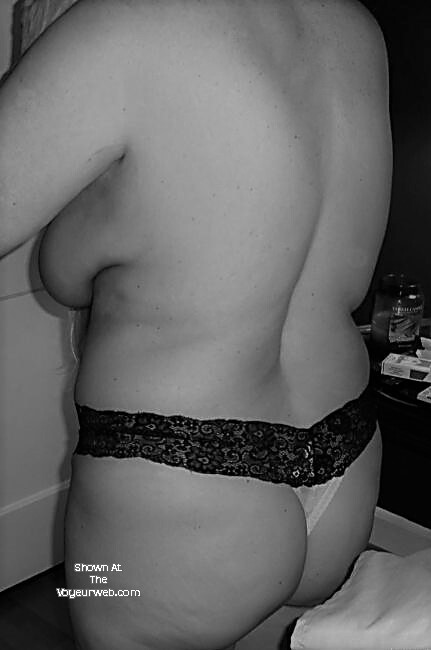 Pic #1 My wife's ass - Kuffy