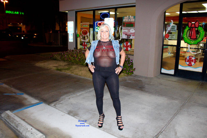 Pic #1Flashing - Pantieless Girls, Blonde, Public Exhibitionist, Flashing, Outdoors, Amateur