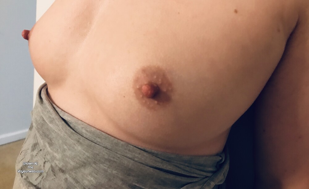 Pic #1 Very small tits of my wife - Missy